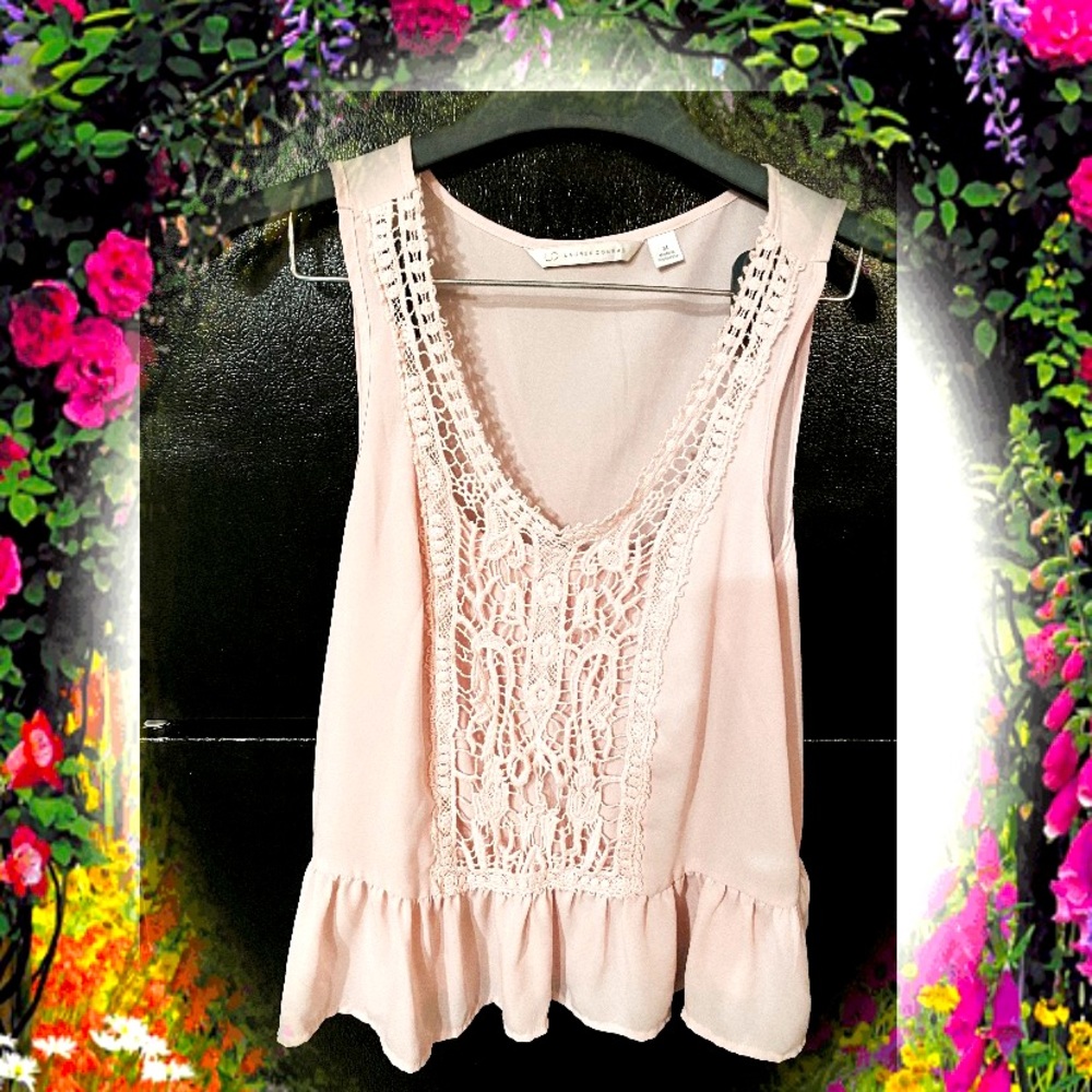 LC Lauren Conrad pink crochet front sleeveless top